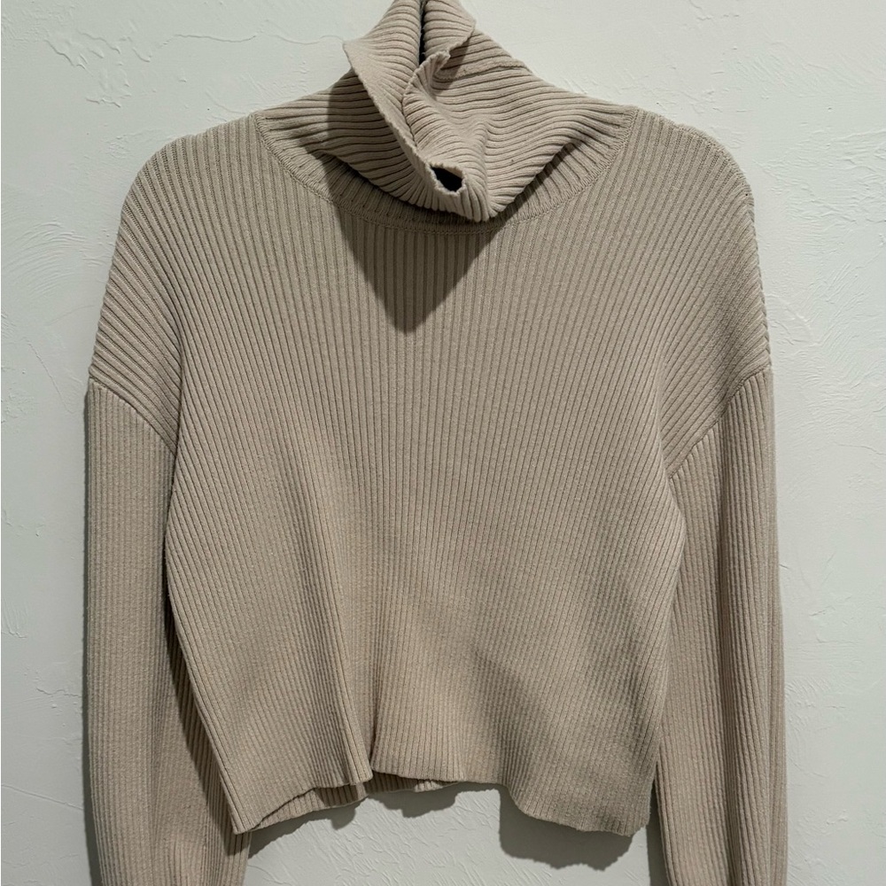 Cropped Express Cream Ribbed Knit Sweater - Picture 7 of 8